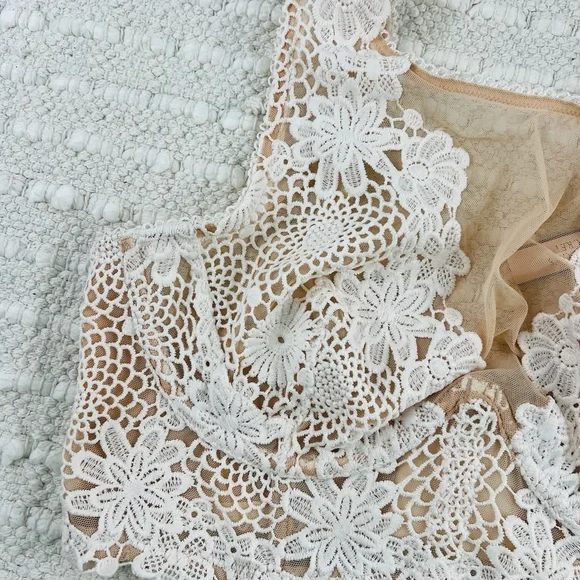 36D/M Victoria’s Secret Dream Angels Bra & Thong Set - Picture 7 of 11